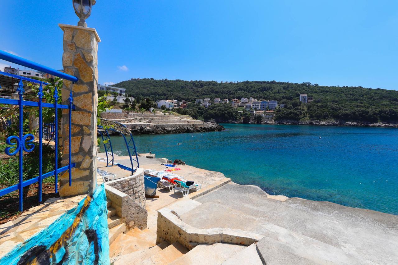 El Mar Apartments Bar Kültér fotó